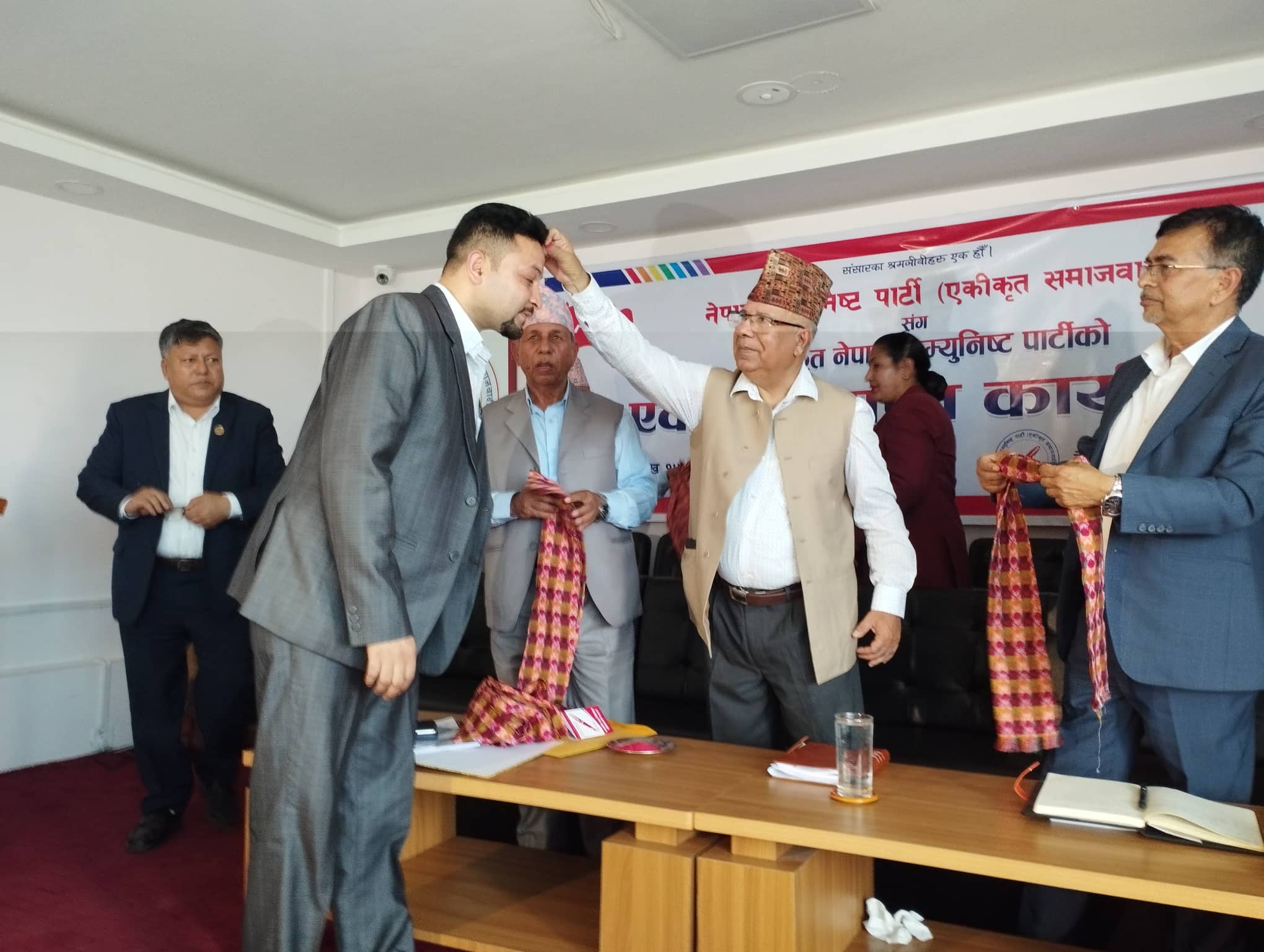 नेकपा (एकीकृत समाजवादी) र एकीकृत नेपाल कम्युनिस्ट पार्टी बीच एकता