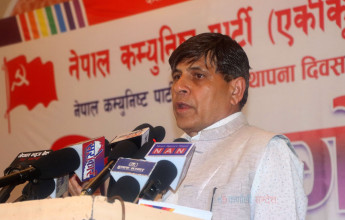 केपी ओली  ‘आई लभ यू केपी बा’ भन्ने मान्छे खोज्दैछन्: महासचिव भूसाल